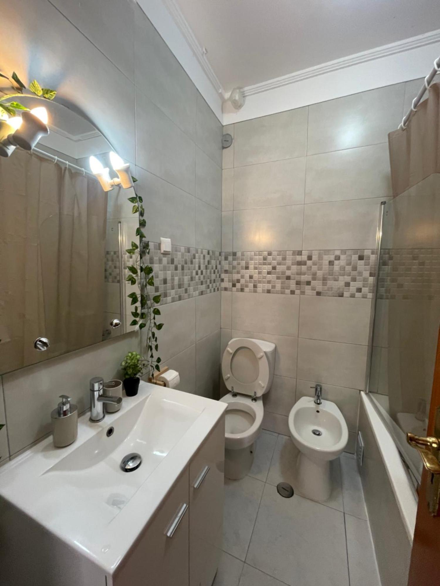 Apartamento Vista Praia E Mar- Costa Da Caparica Apartment Екстериор снимка